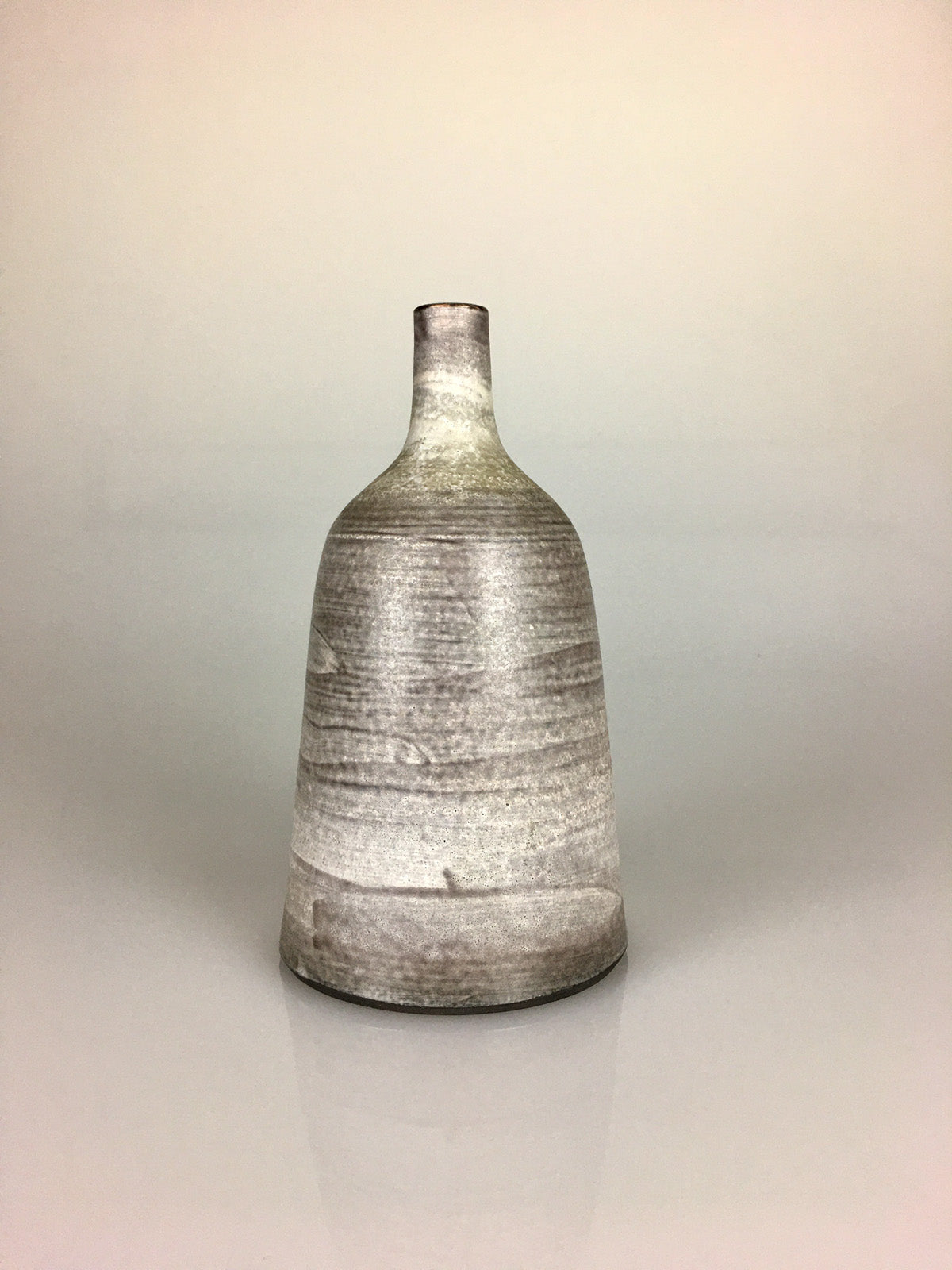 Studiokeramik Vase – Erlach – Depot for Artefacts